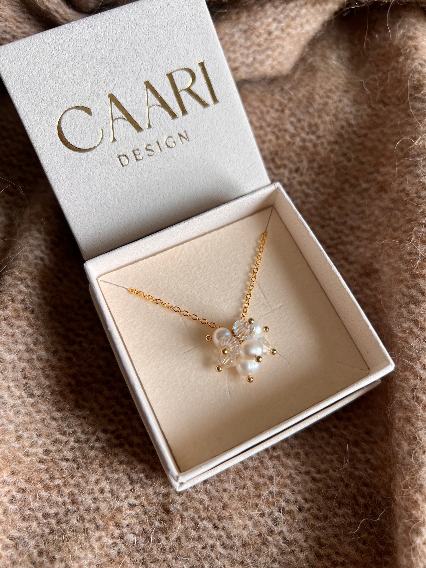 Natalia halsband swarovski/sötvattenspärla