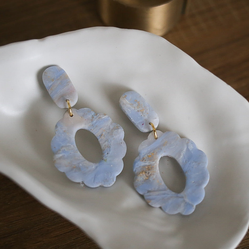 Madde örhängen blå