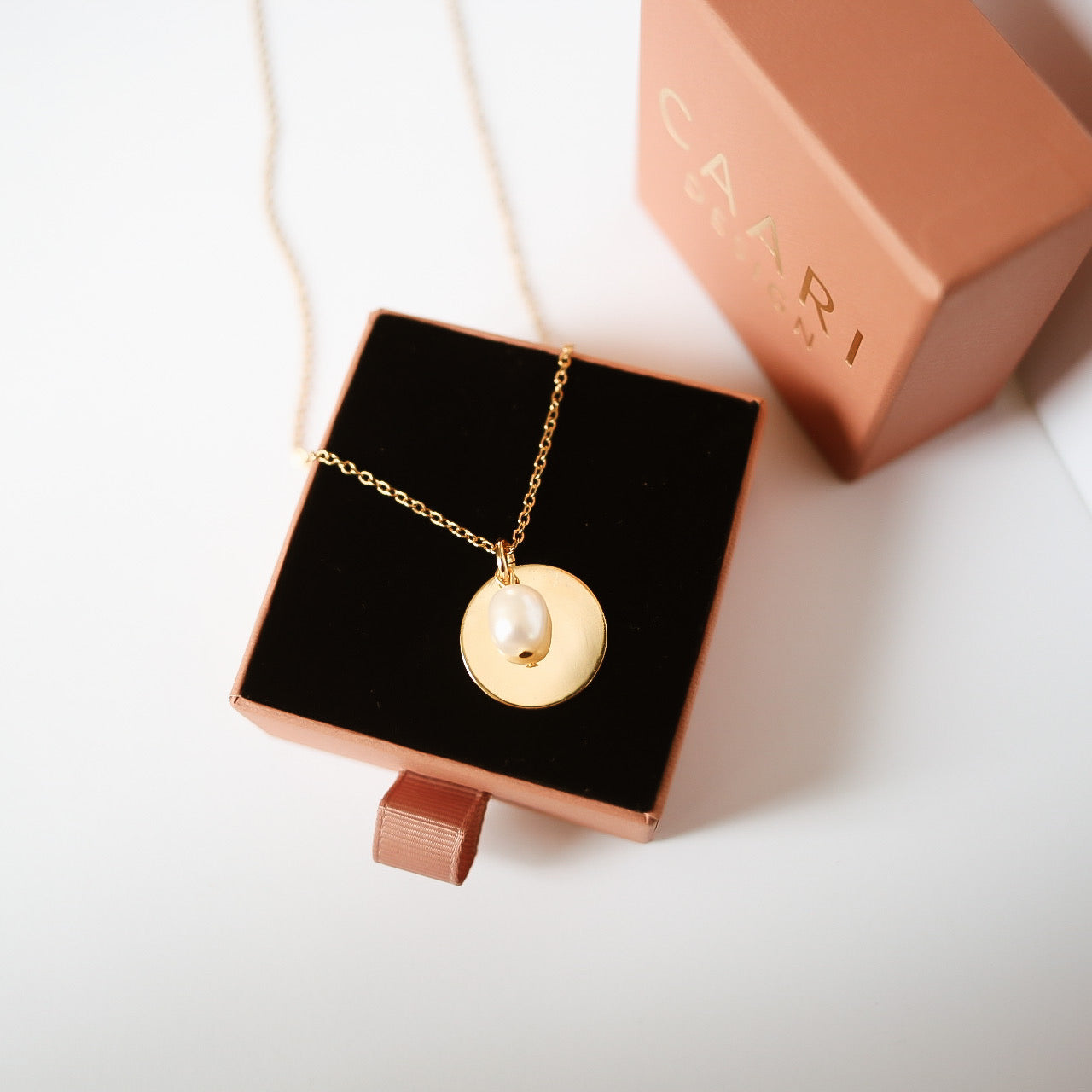 Lovis halsband 24k guldpläterat