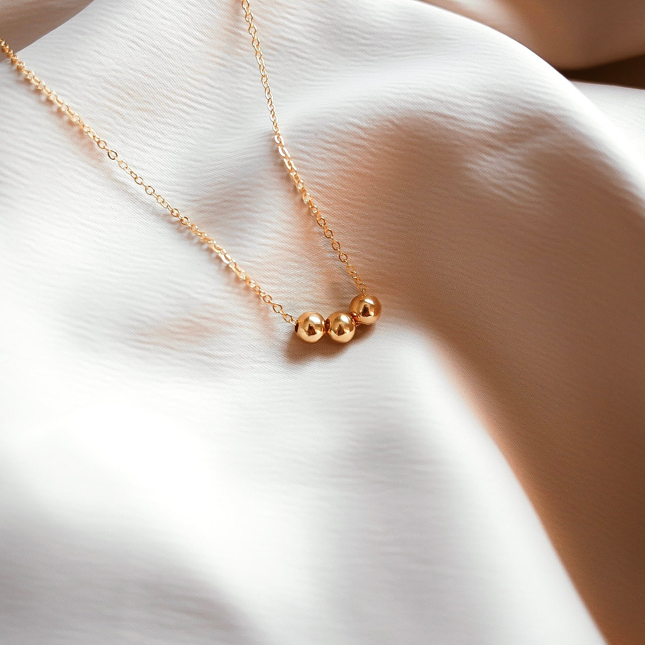 Lisa kaulakoru 24k gold plated