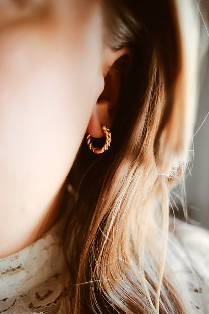 Lisa korvakorut 18k Gold