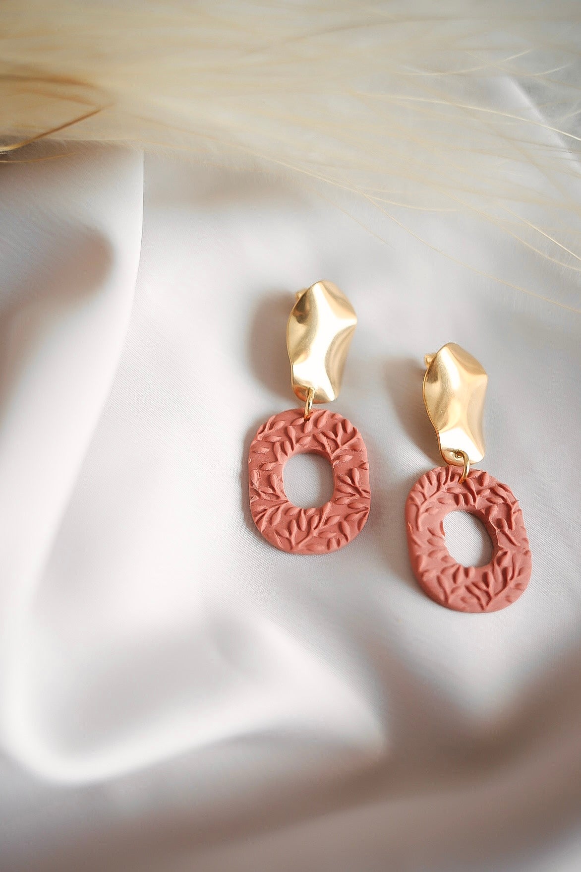 Sally korvakorut Kukkakuvio