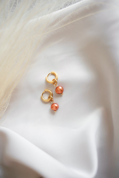 Neelia korvakorut 24k gold