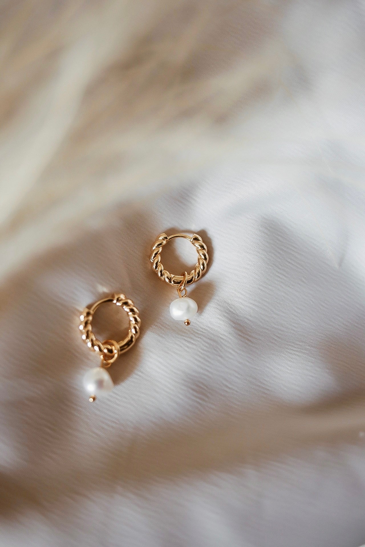 Jannike korvakorut Pieni 18k Gold Filled (useampi sävy)