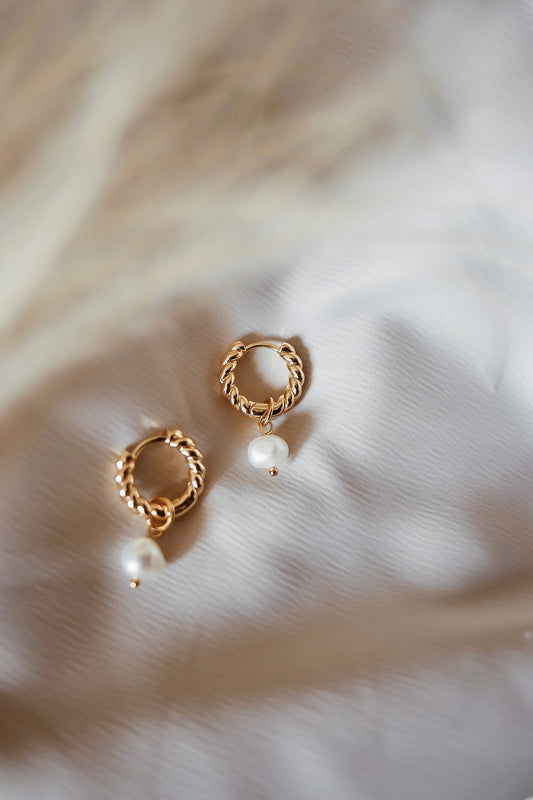 Jannike korvakorut Pieni 18k Gold Filled (useampi sävy)