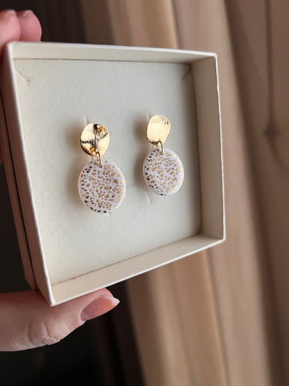 Sali korvakorut kultahippu