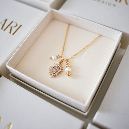 Amanda kaulakoru (useampi vaihtoehto)