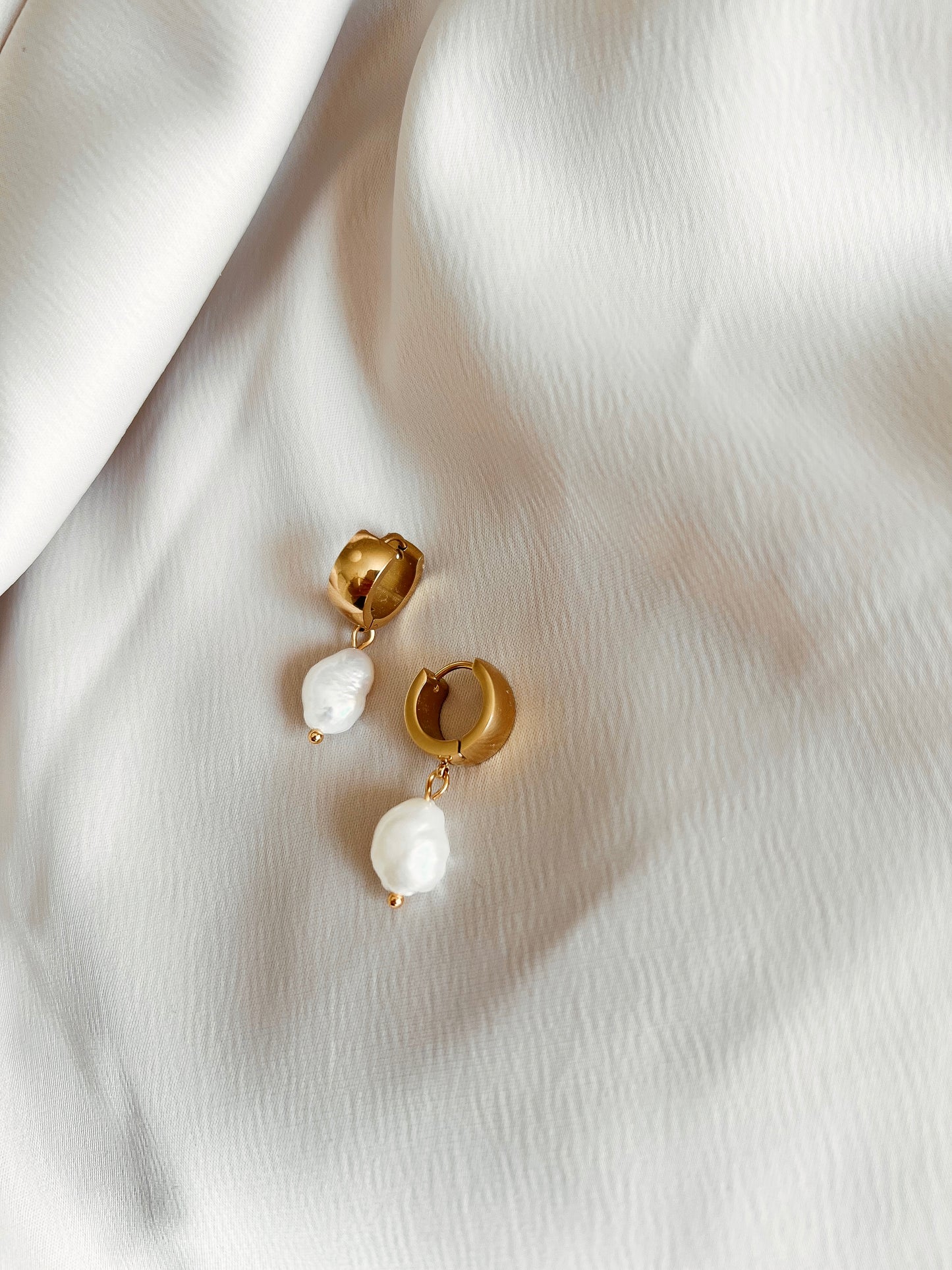 Sanda helmikorvakorut