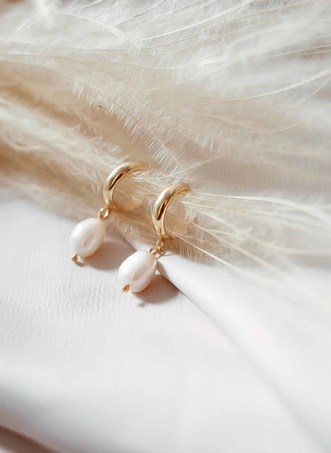 Nette helmikorvakorut