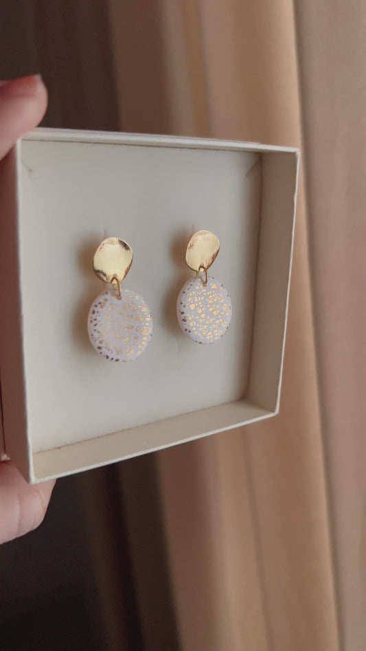 Sali korvakorut kultahippu